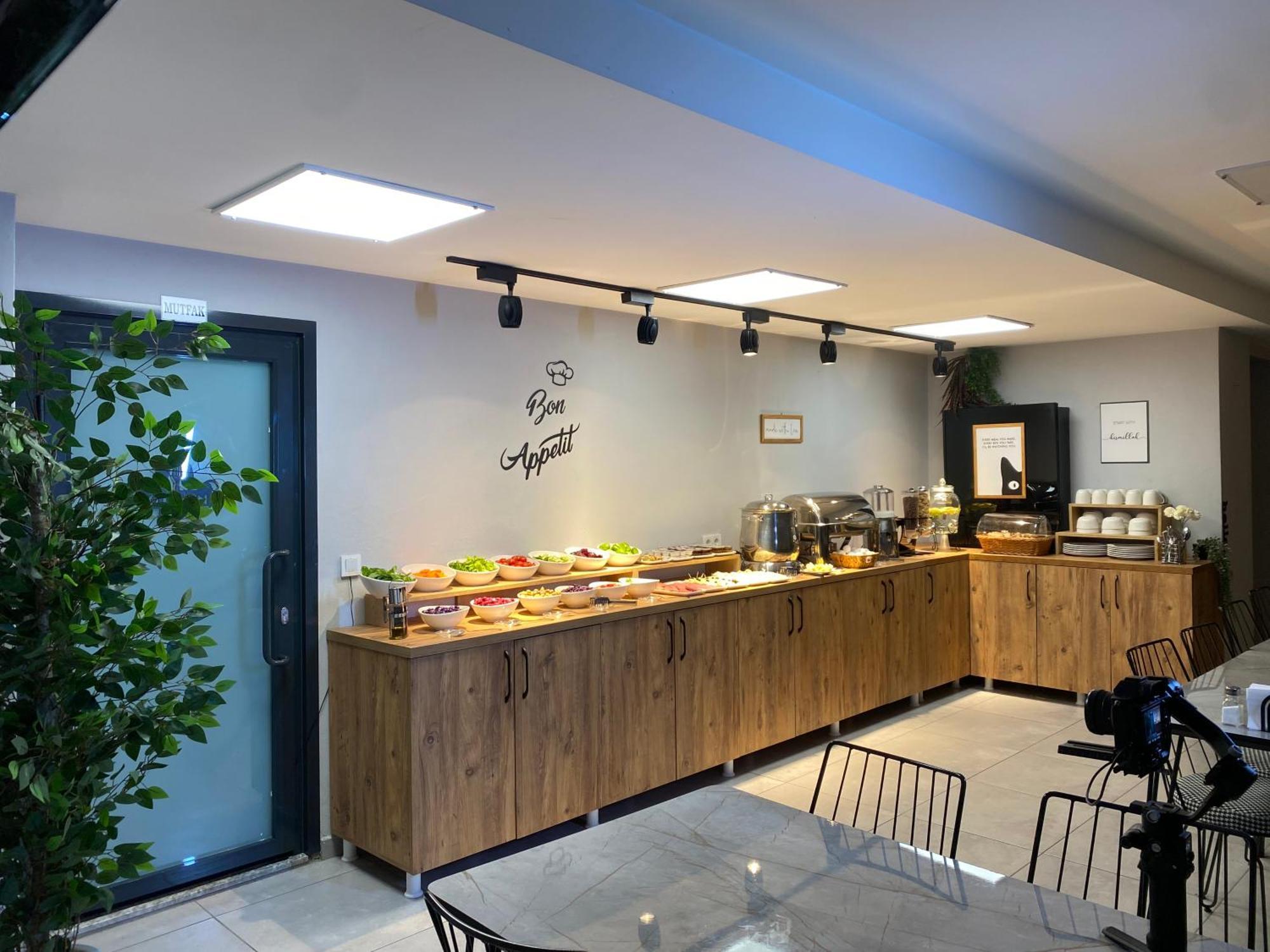 Brandroom Otel